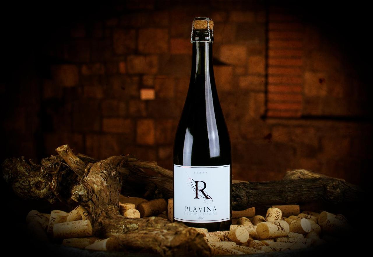 Razman Wine Rooms Gračišče Екстериор снимка